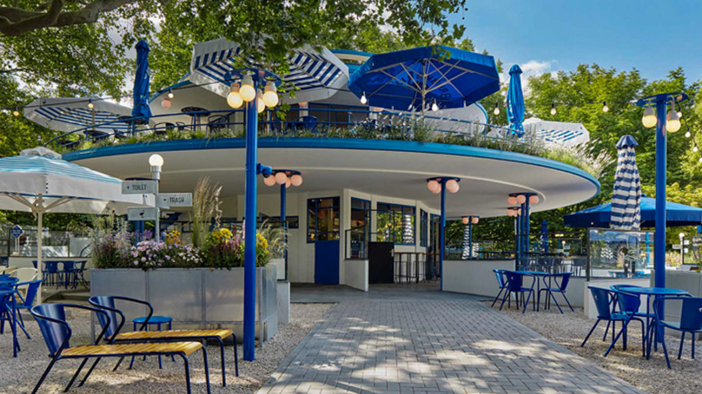Das Proeflokaal `t Blauwe Theehuis - ein Ort für gemütliche Nachmittage im Vondelpark in Amsterdam.