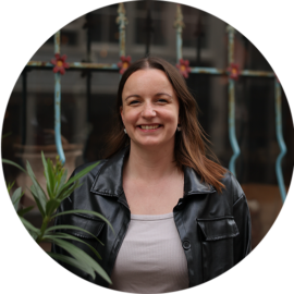 Portrait of a smiling woman. Amsterdam travel guide